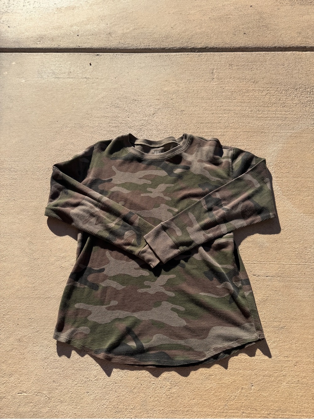 Time and Tru Men's Camo Waffle Knit Long Sleeve Shirt - Green/Brown